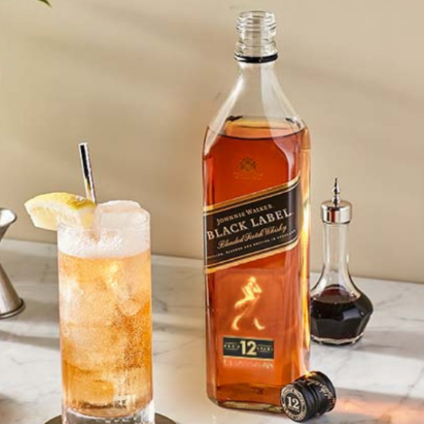 Johnnie Walker Black Label - 70CL (With Highball Glass)