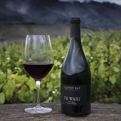 Cloudy Bay Te Wahi Pinot Noir 2021 - 75CL