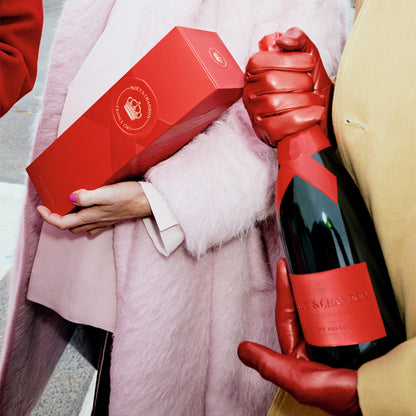 Moët & Chandon Impérial Brut Red Limited Edition - 75CL (With Gift Box)