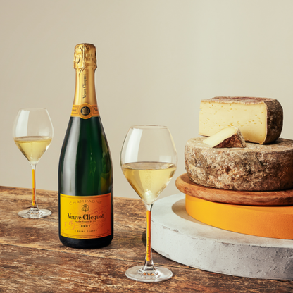 Veuve Clicquot Yellow Label Brut - 37.5CL