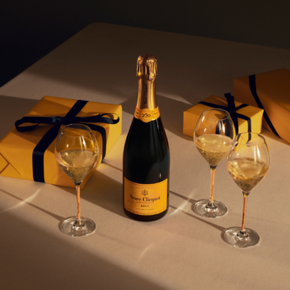 Veuve Clicquot Yellow Label Brut - 6 x 75CL